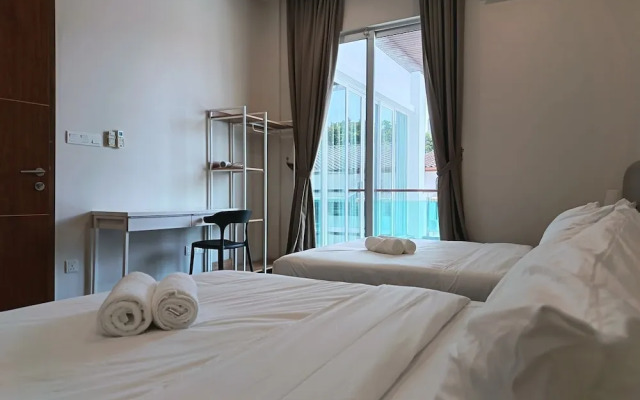 myRoom at 11 J Adams