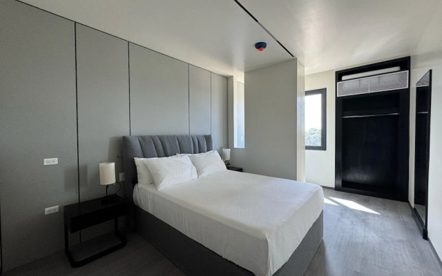 Grand Resort & Residences