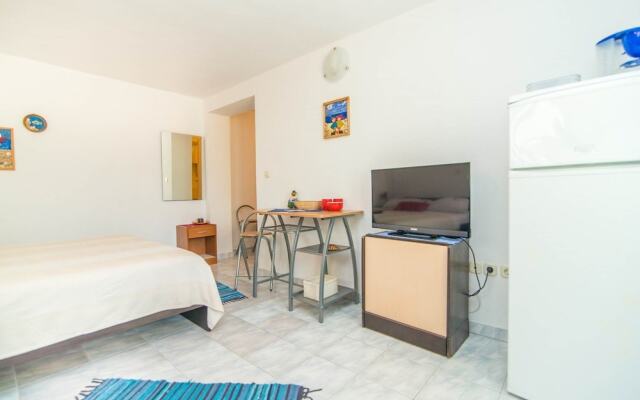 Apartments Mili
