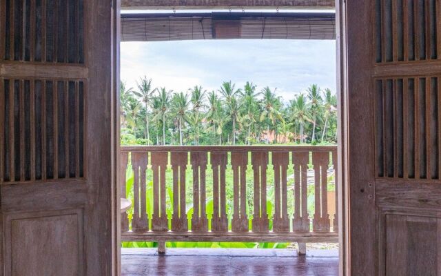 Ubud Glassy Villa by Pramana Villas