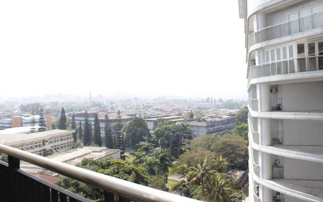 Compact Studio Room at Beverly Dago Apartment Near Itb – Outside – Bandung