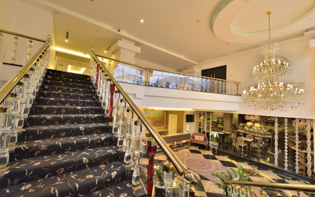 Amaroossa Royal Bogor