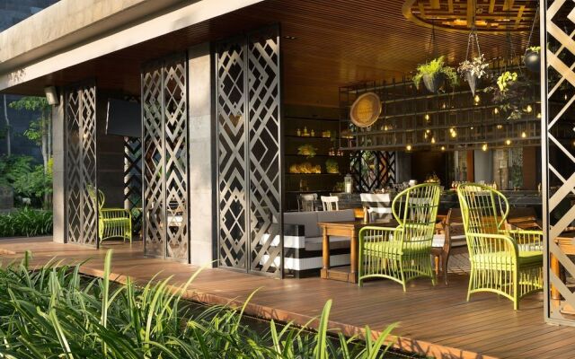 Suites And Villas At Hotel Indigo Seminyak