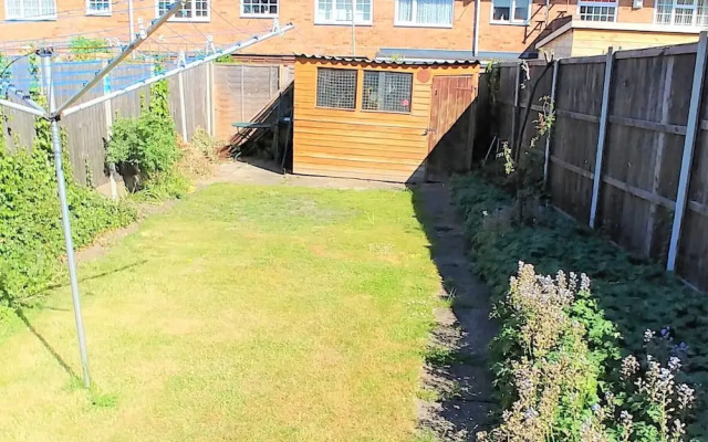 3-bedroom Victorian House With Superfast Wi-fi