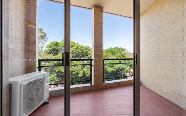 Camperdown Cozy Corner 8