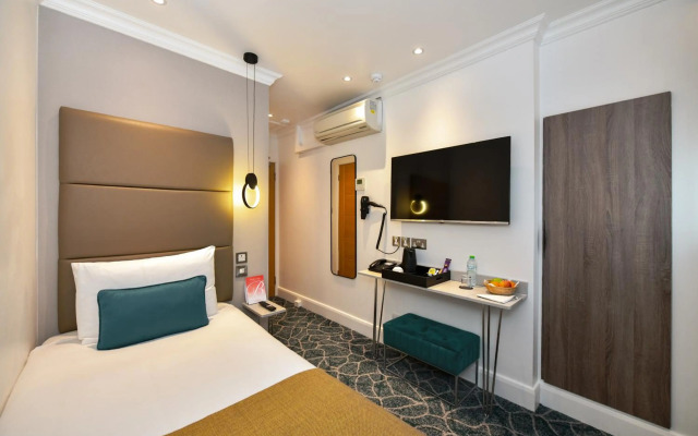 Queens Park Hotel