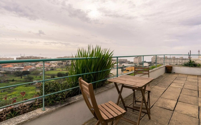 Spacious 3BR Home Near The Beach by GuestReady