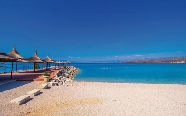 Awesome Home in Njivice With Wifi and 2 Bedrooms