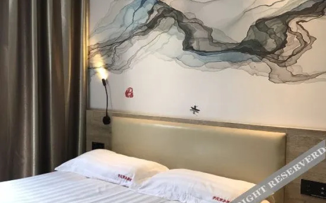 Xueyuan Hotel