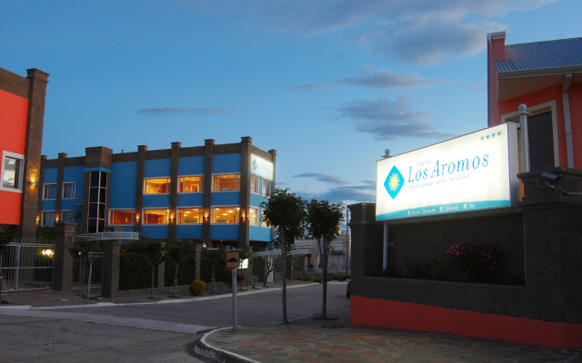 Los Aromos. Apart & Spa