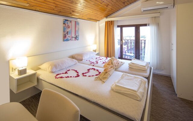 Pension Zeba & Riviera