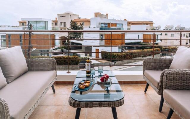 Procy 102 Apartment Katw Paphos Ideal for Long or Short Stays