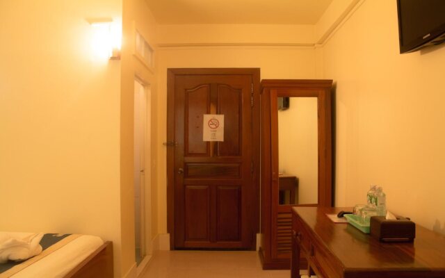 Sun Sengky Guesthouse