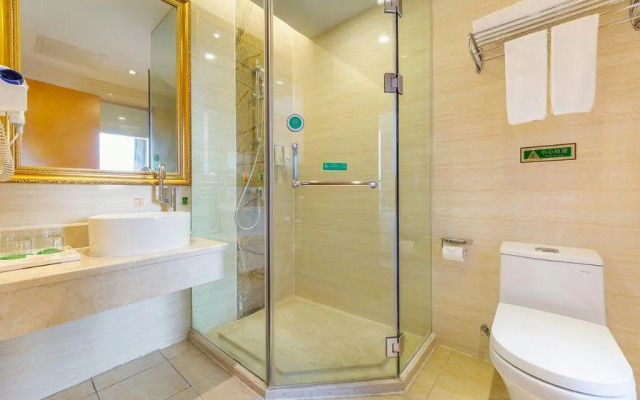 Vienna Hotel(Shenzhen Shajing Jingji Baina)