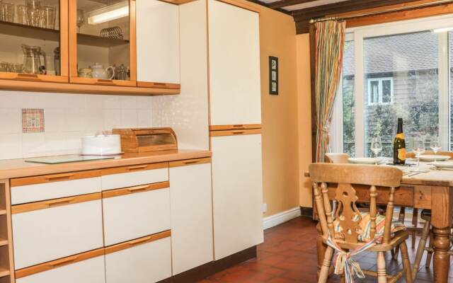 Pinstones Cottage