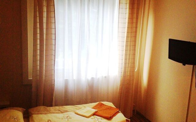 Victor Apartment Hotel