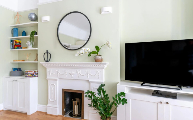 Entire 2 Bedroom Apartment In Central Cardiff