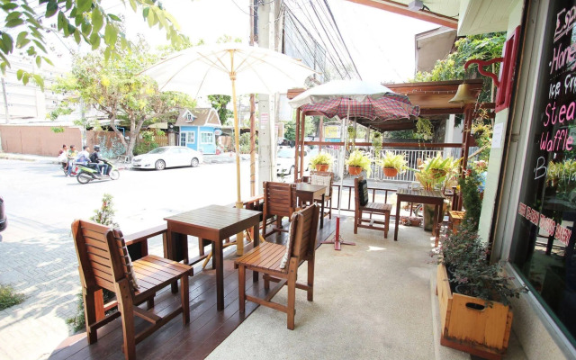 Chanchala café & hostel