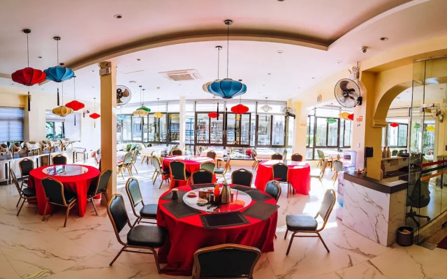 Sky Garden Hotel