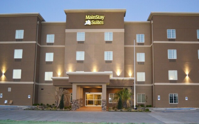 MainStay Suites