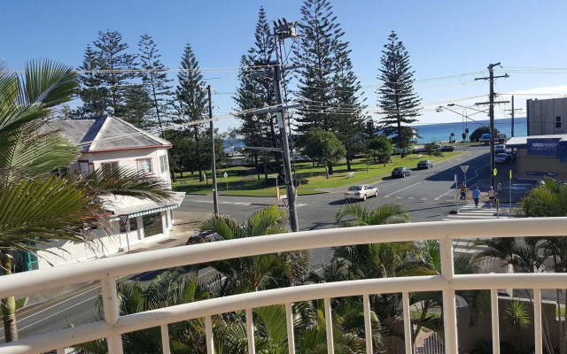 Kirra Palms Holiday Apartments