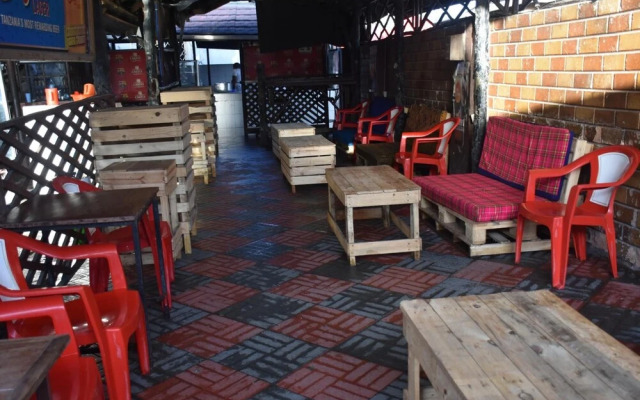 Kituri Royal Inn