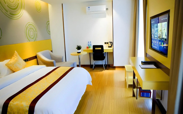 GreenTree Inn Huanggang City Wuxue City Kanjiang Avenue