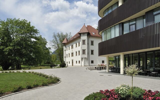 Lambergh Château & Hotel