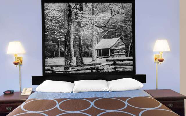 Super 8 by Wyndham Whiteville