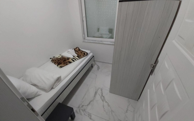 Xxl Apartament City Centar 1