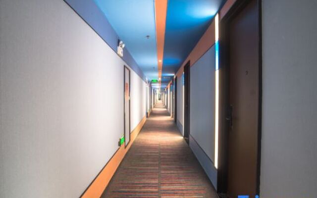 Hanting Hotel Shenzhen Coastal City