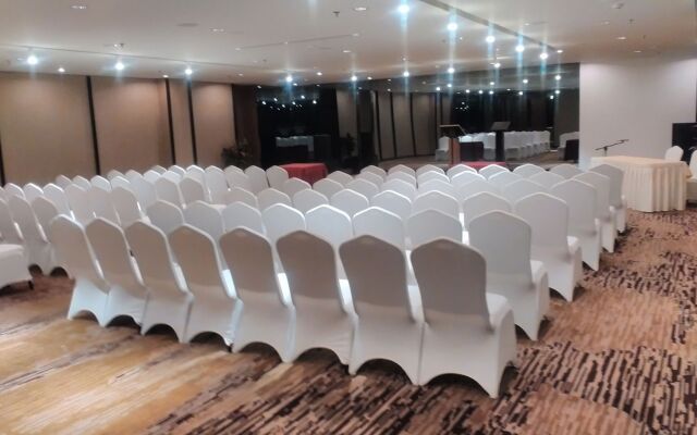 I Hotel Baloi Batam