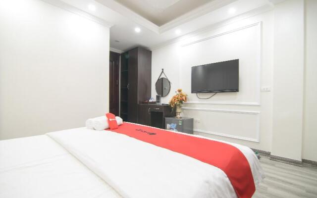 RedDoorz near Pho Co Ha Noi