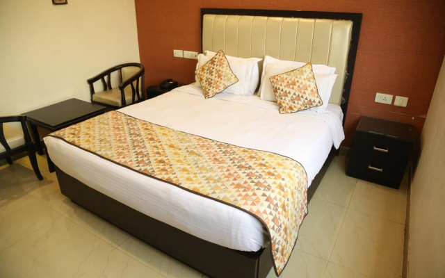 Hotel Deviram Palace