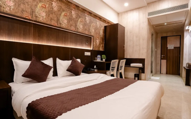 Hotel Grand Seasons