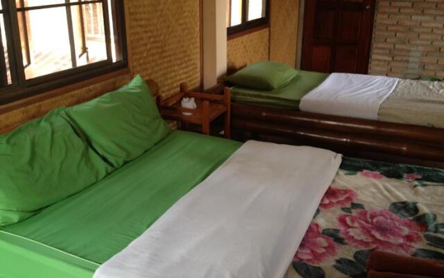 Sawadee Homestay @ 54