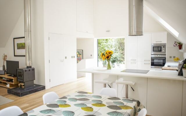 Boxwood Retreat