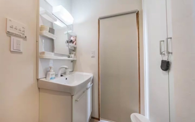 TAISHO-7 – Bathroom – Osaka