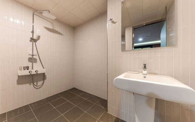 Cheonan St179 Hotel