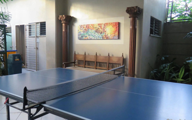 Alicia Tower Residences - Adult Only - Hostel