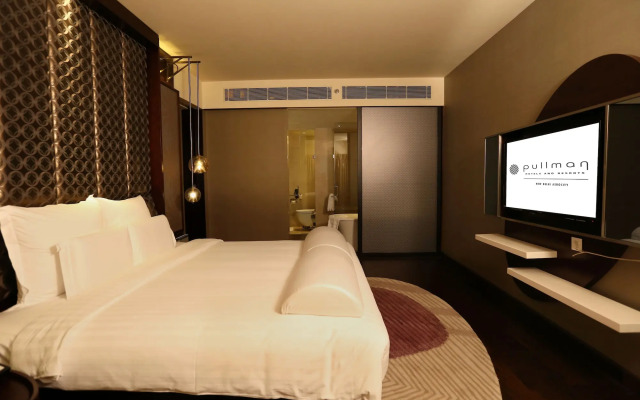 Pullman New Delhi Aerocity Hotel
