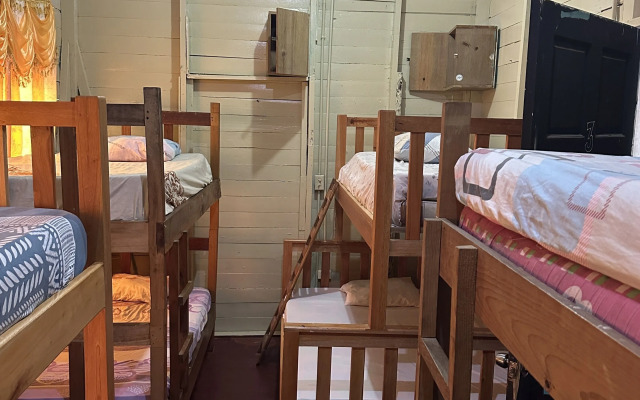 Hostal Caribbean Lodge