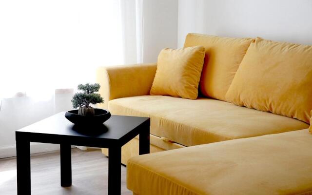Minimalist Studio Apartments in Old Town by Hostlovers