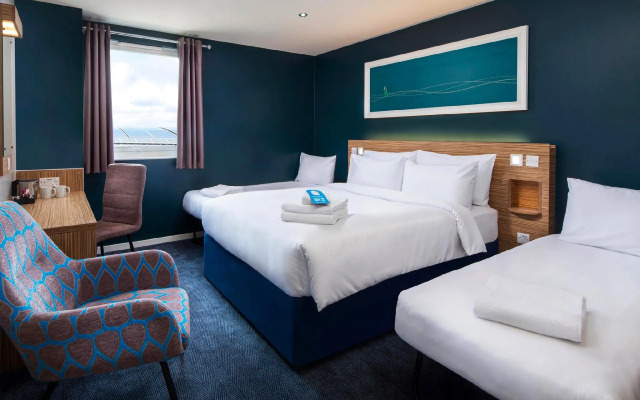 Travelodge Camberley Central