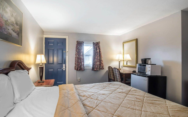 Royal Inn Claremont