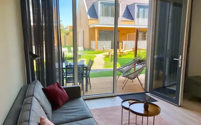 Cozy Lodge in the Center of Zoutelande