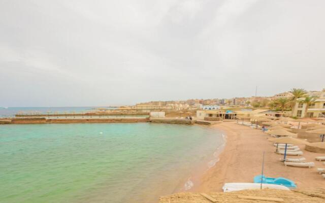 Royal Star Empire Beach Resort