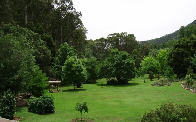 shady brook cottages