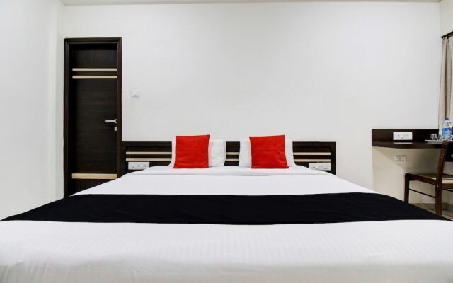 Capital O 1324 Royal Inchara