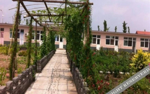 Xiangyun Island Guest House